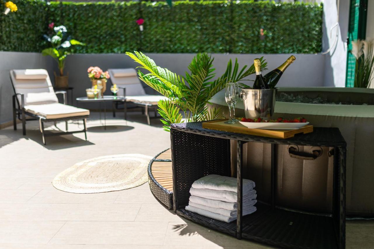Oasis Luxury Apartment With Terrarce And Jacuzzi Split Exterior photo
