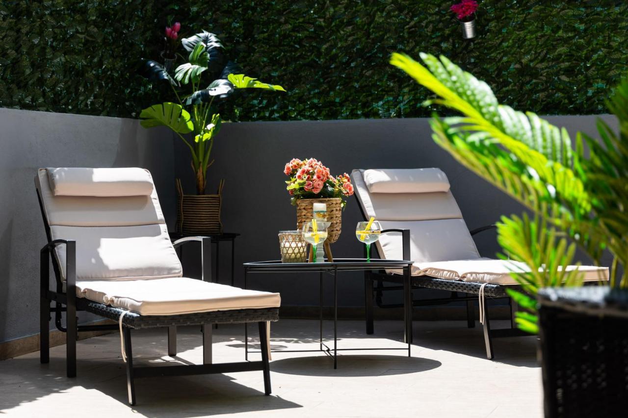 Oasis Luxury Apartment With Terrarce And Jacuzzi Split Exterior photo