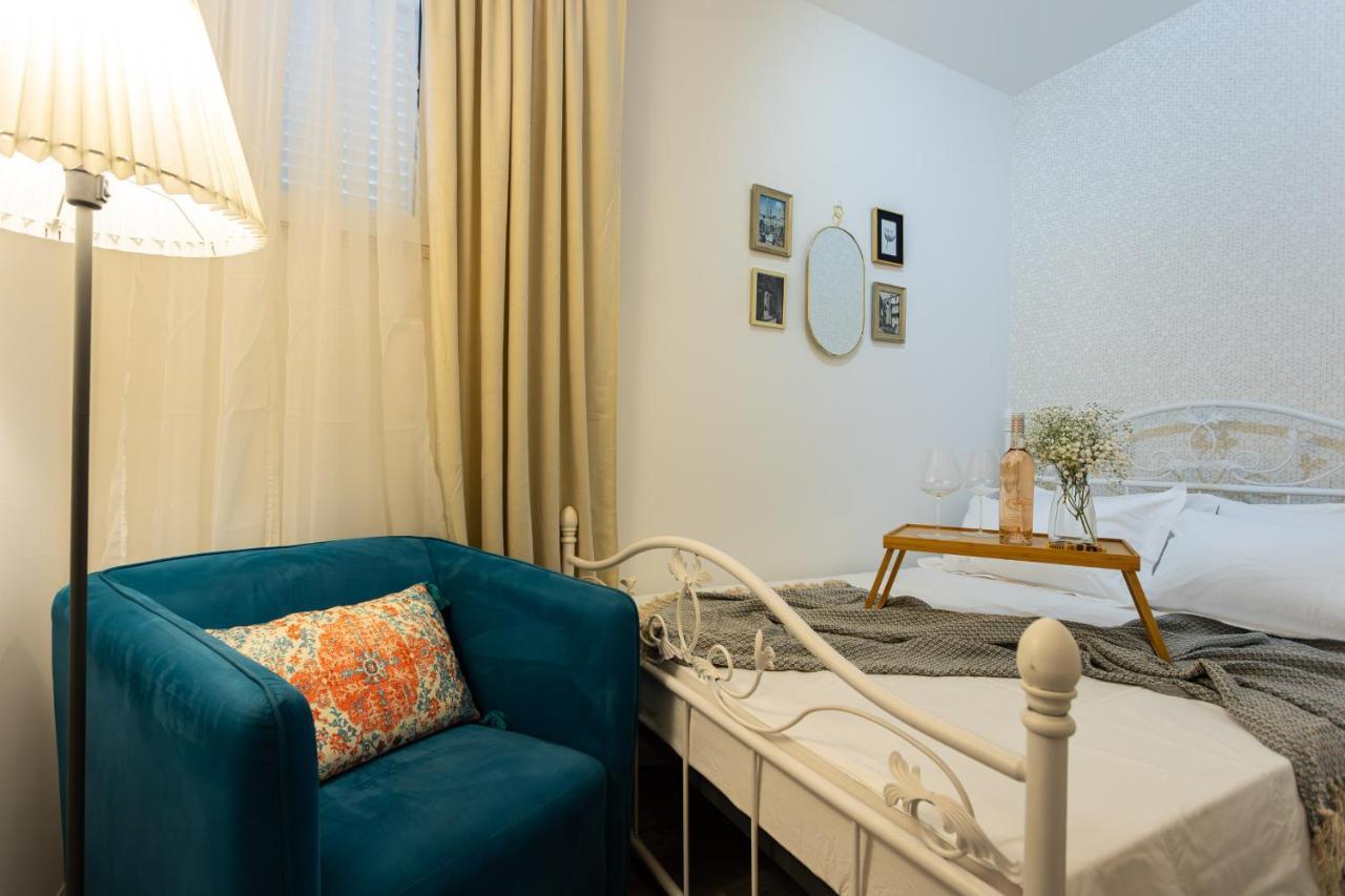 Oasis Luxury Apartment With Terrarce And Jacuzzi Split Exterior photo